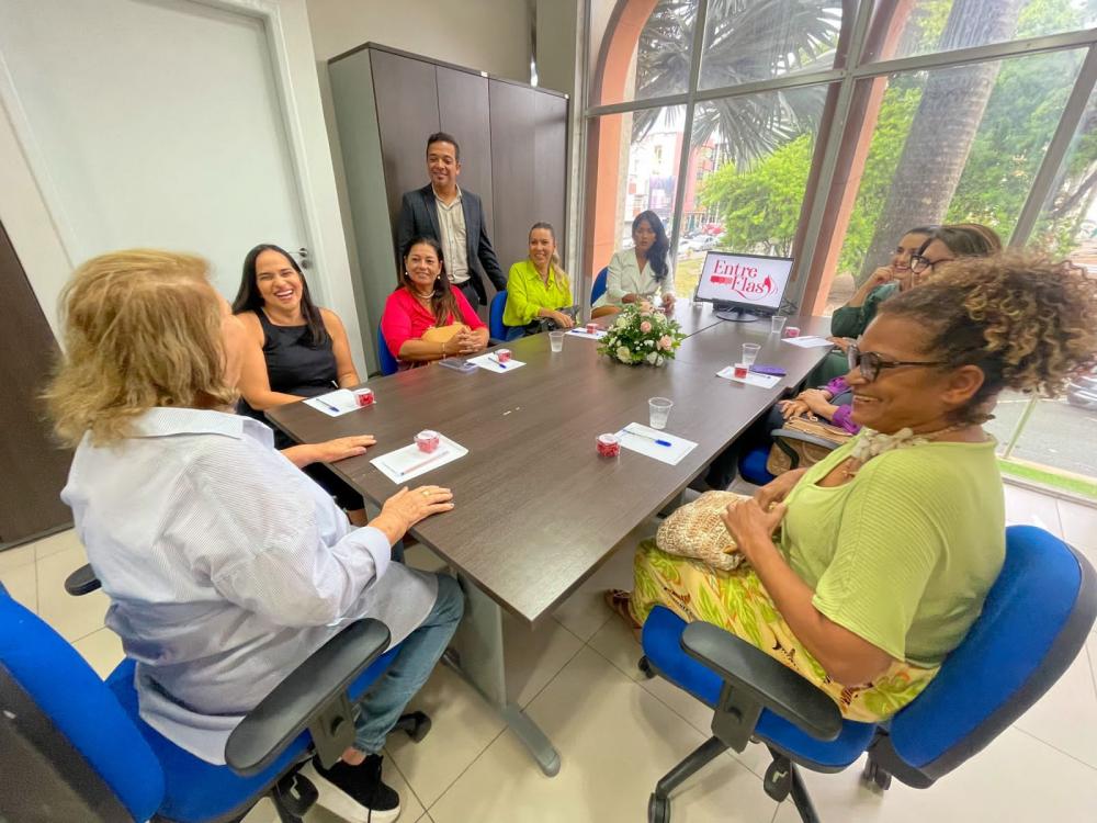 Mulheres empreendedoras debatem mercados e incentivos com a deputada Francisca Motta