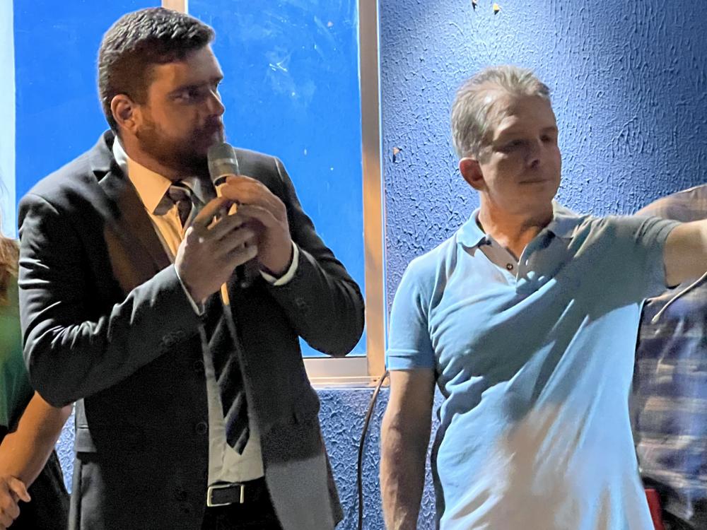 “Eu não posso me opor quando o prefeito Nabor trabalha, isso é pequeno, isso é mesquinho”, destaca o vereador Jamerson durante entrega de reformas no bairro do Matadouro 