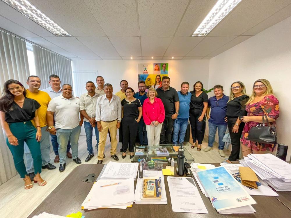 Deputada viabiliza novas ambulâncias e ações para cidades do Sertão