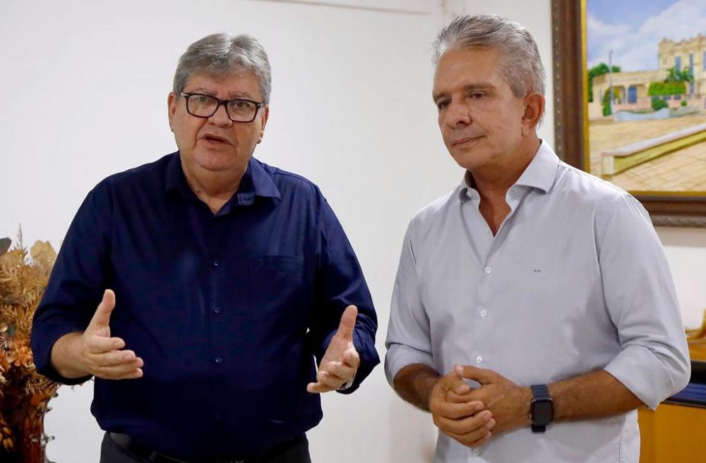 Em audiência com governador, Nabor informa sobre PL para doação de terreno para a construção do Hospital de Trauma do Sertão