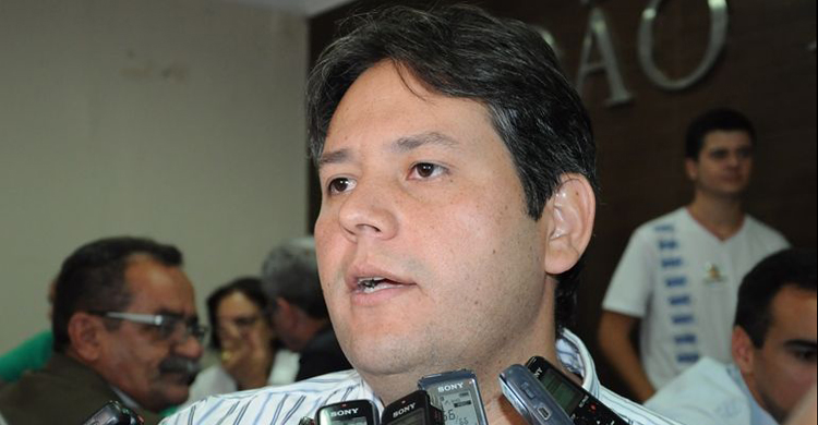 TJPB condena ex-prefeito Dinaldo Wanderley a pagar multa de R$ 100 mil