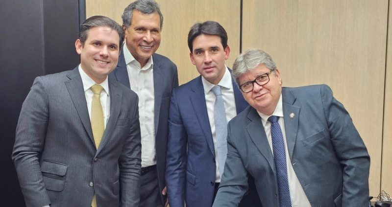 João Azevêdo confirma visita do ministro dos Portos e Aeroportos à Paraíba