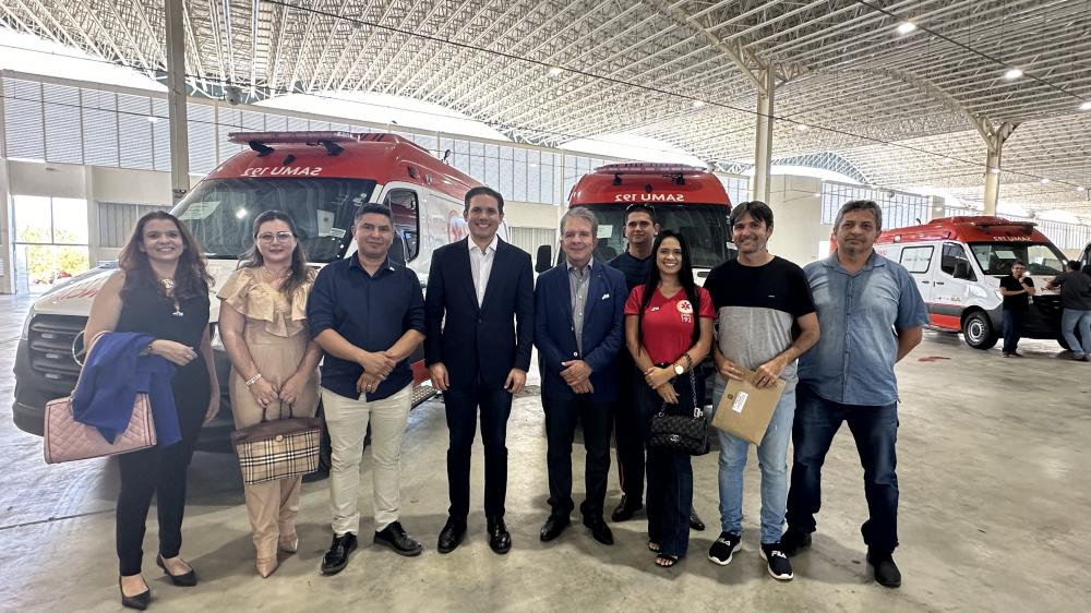 Patos recebe duas novas ambulâncias para renovar frota e aprimorar assistência do SAMU 192