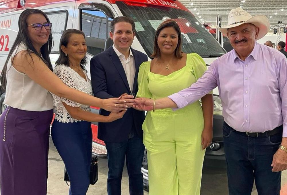 Deputado Hugo Motta confirma apoio a pré-candidatura de Vital a prefeito de Boa Ventura 