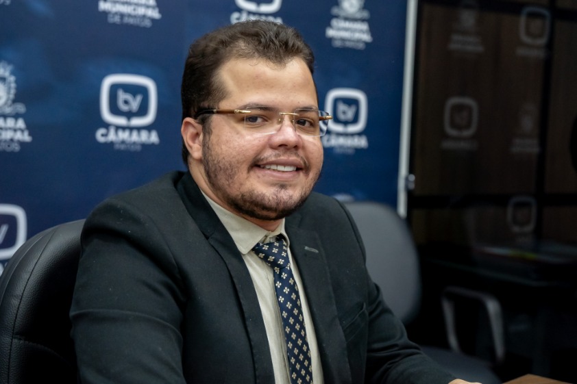 Emendas impositivas: Ítalo Gomes destina recursos para saúde, cultura e assistência social