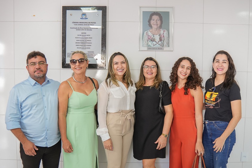 8 de março: durante homenagens, câmara inaugura mais um anexo na sede do Poder Legislativo