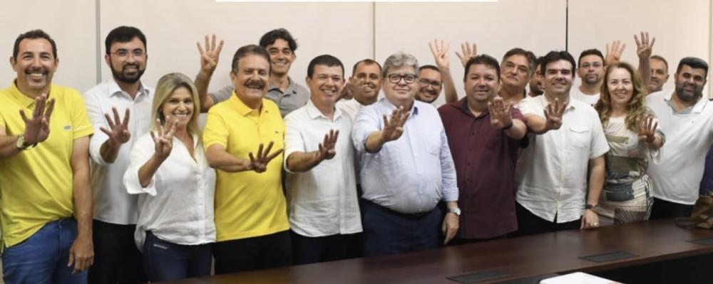 Governador João Azevedo confirma nome de Beto do Brasil como pré-candidato a prefeito de Solânea pelo PSB