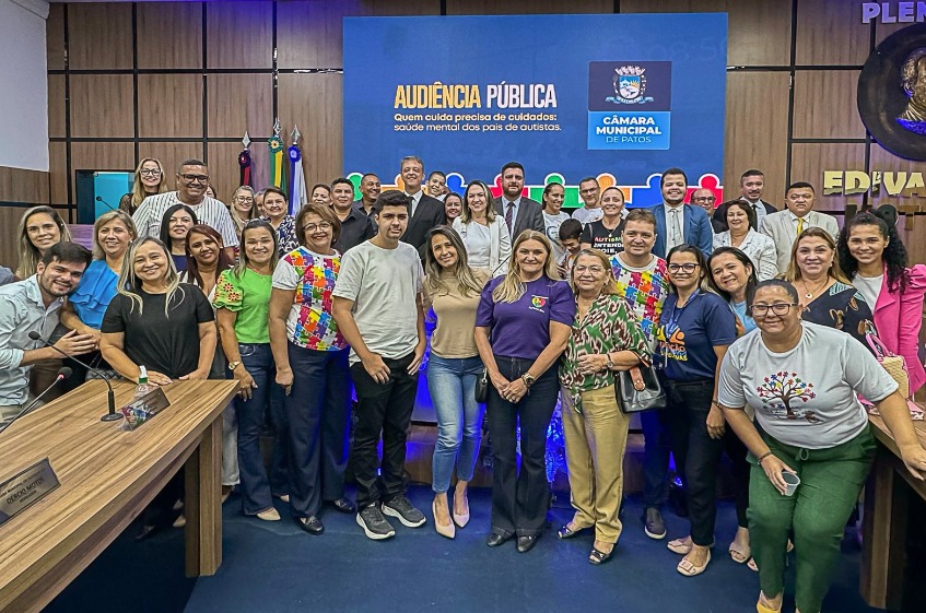 Audiência Pública debate tema da campanha sobre autismo com foco na saúde de quem cuida