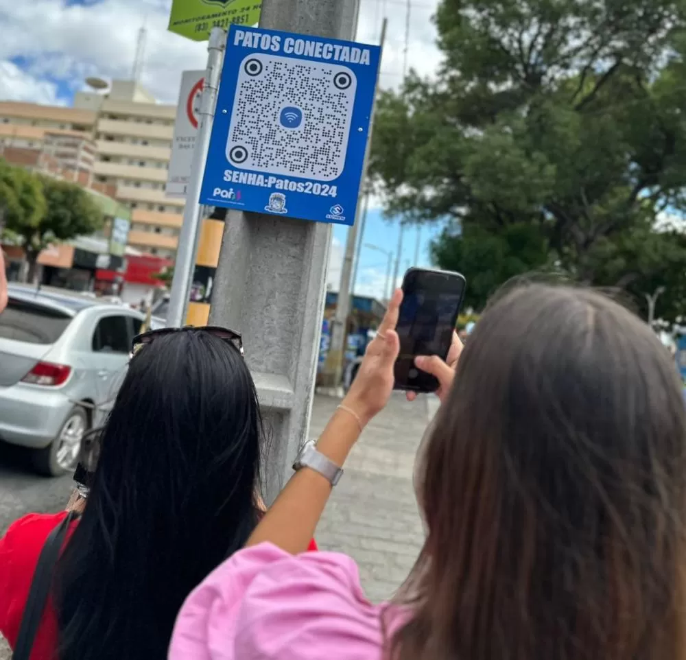 “Patos Conectada” garante acesso à internet de graça para população no centro da cidade
