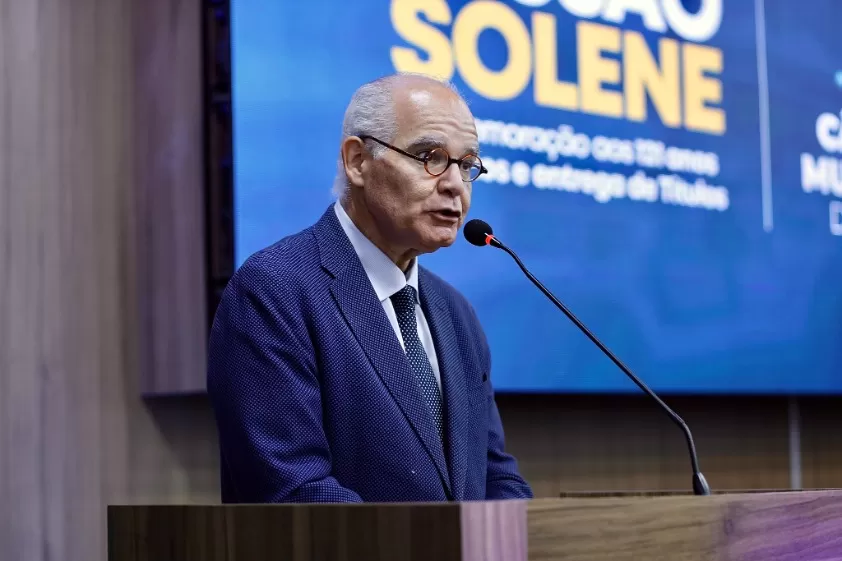 Sessão Solene celebra os 121 anos de elevação de Patos à categoria de cidade com entrega de honrarias