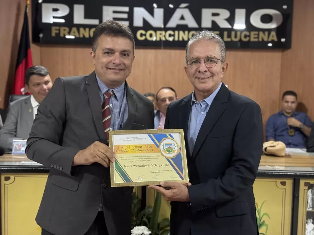 Em solenidade bastante prestigiada, Nabor é agraciado com título de Cidadão Santaterezinhense. Confira! 