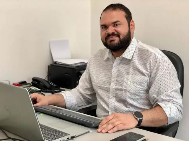Advogado Ítalo Torres continuará a frente do Procon Patos na nova gestão do prefeito Nabor
