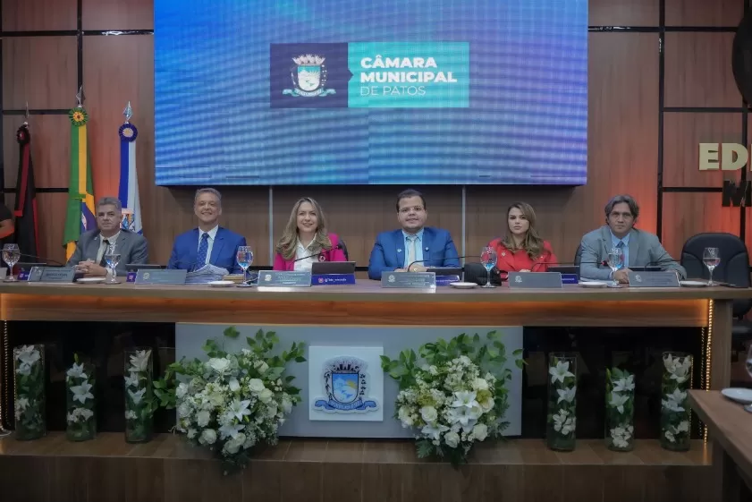 CMP realiza 1ª SO de 2025, empossa suplentes e aprova 237 requerimentos; Chefe de Gabinete levou a mensagem do Executivo