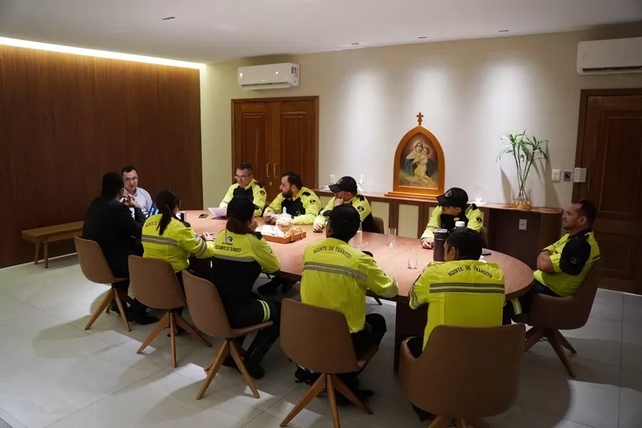 Prefeitura de Patos e SINATRAN discute propostas de melhorias para os agentes de trânsito